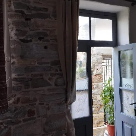 Feriehus Fasolas Square 15m2 Is Located 30 Stairs Up From The Main Road And It Is In The Old Market Fasolas And Next To The Museums *